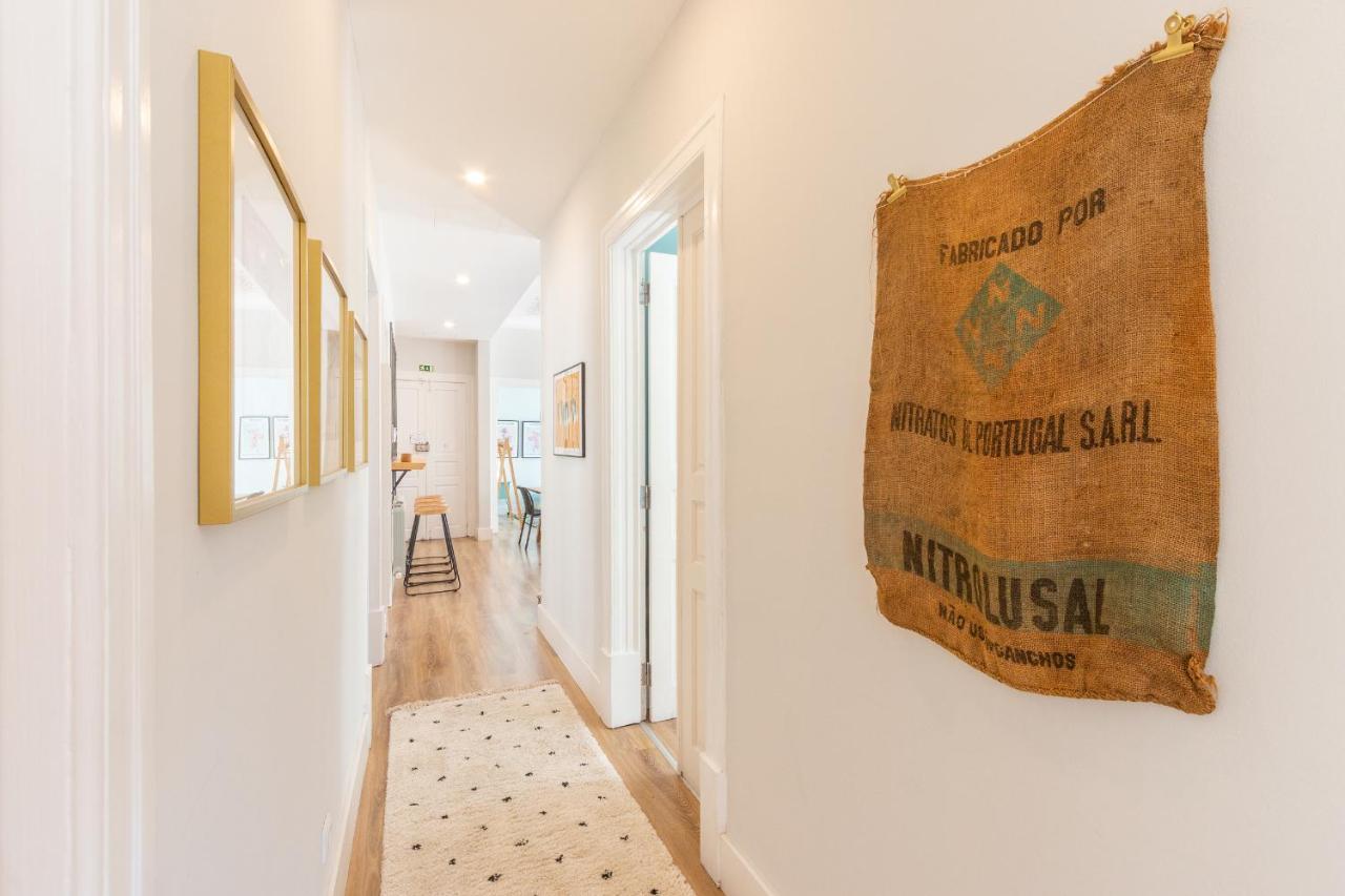 Bright Center, 10m From Subway, 6 Rooms, Up To 20 Ppl Сasa de vacaciones
