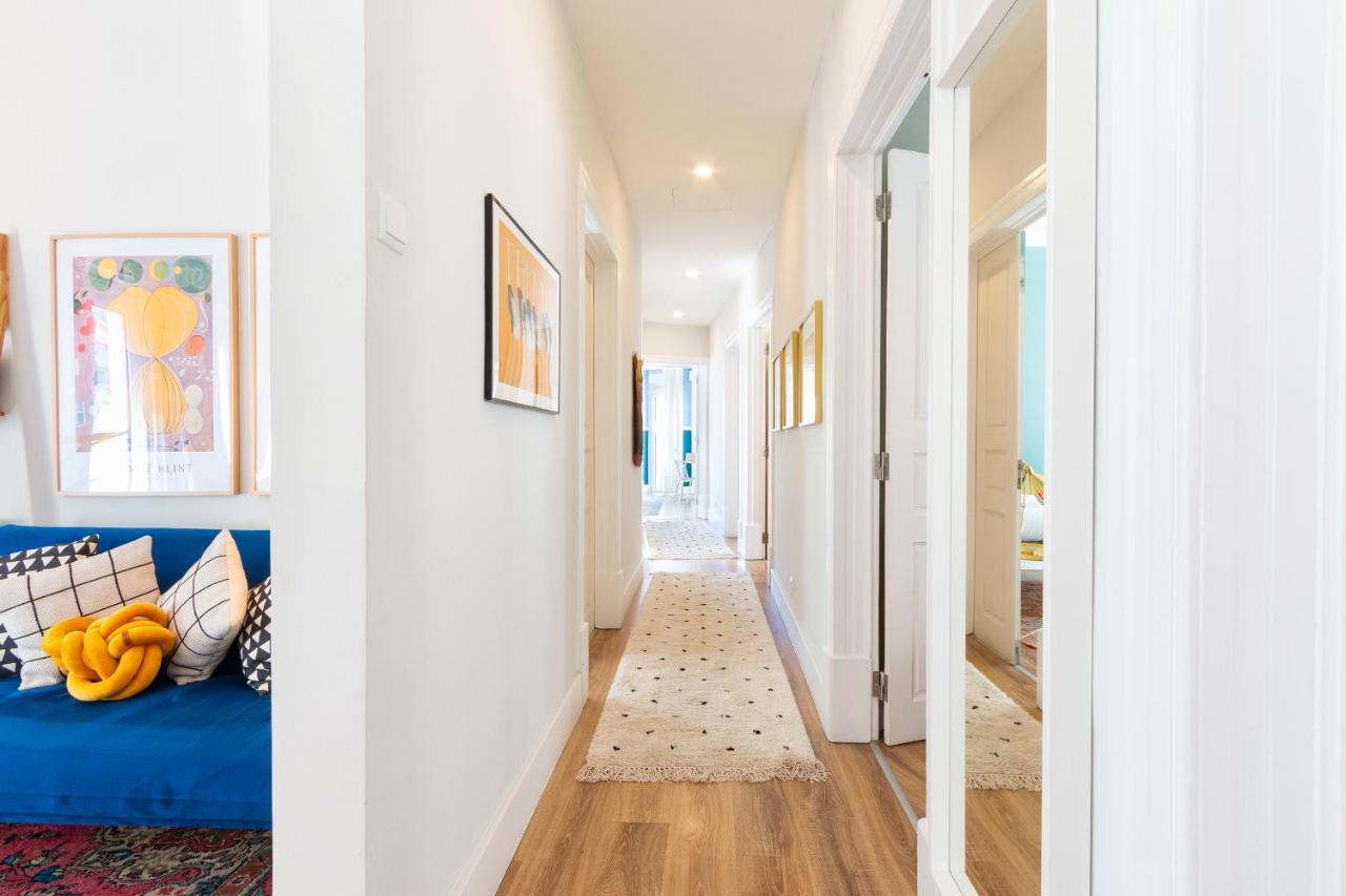 Сasa de vacaciones Bright Center, 10m From Subway, 6 Rooms, Up To 20 Ppl Lisboa