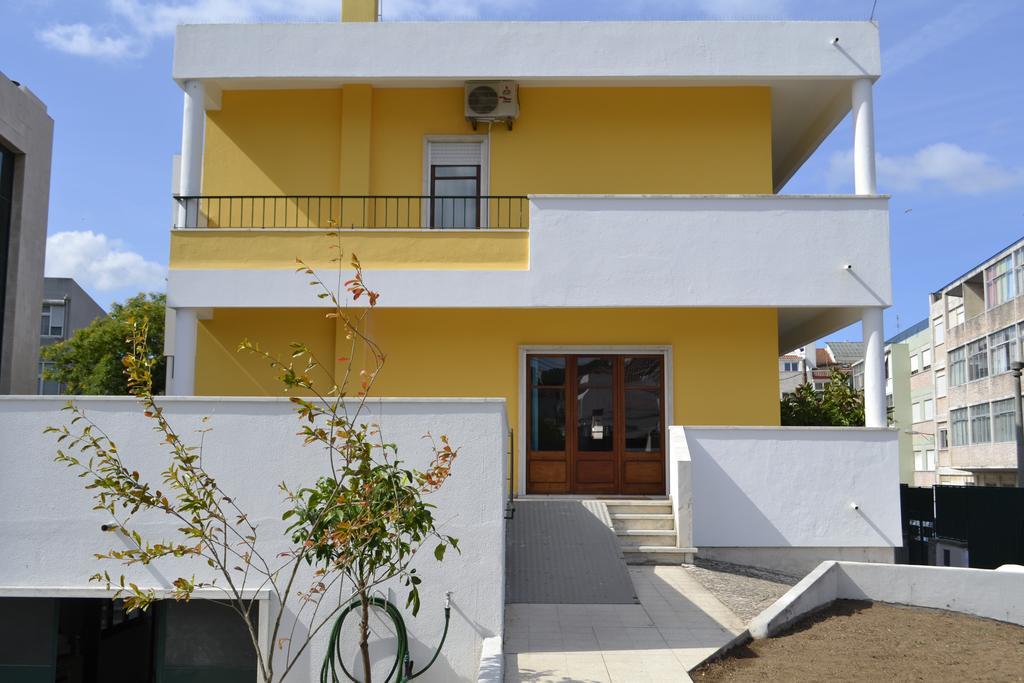 Casa Amarela Belém Pensión 2*