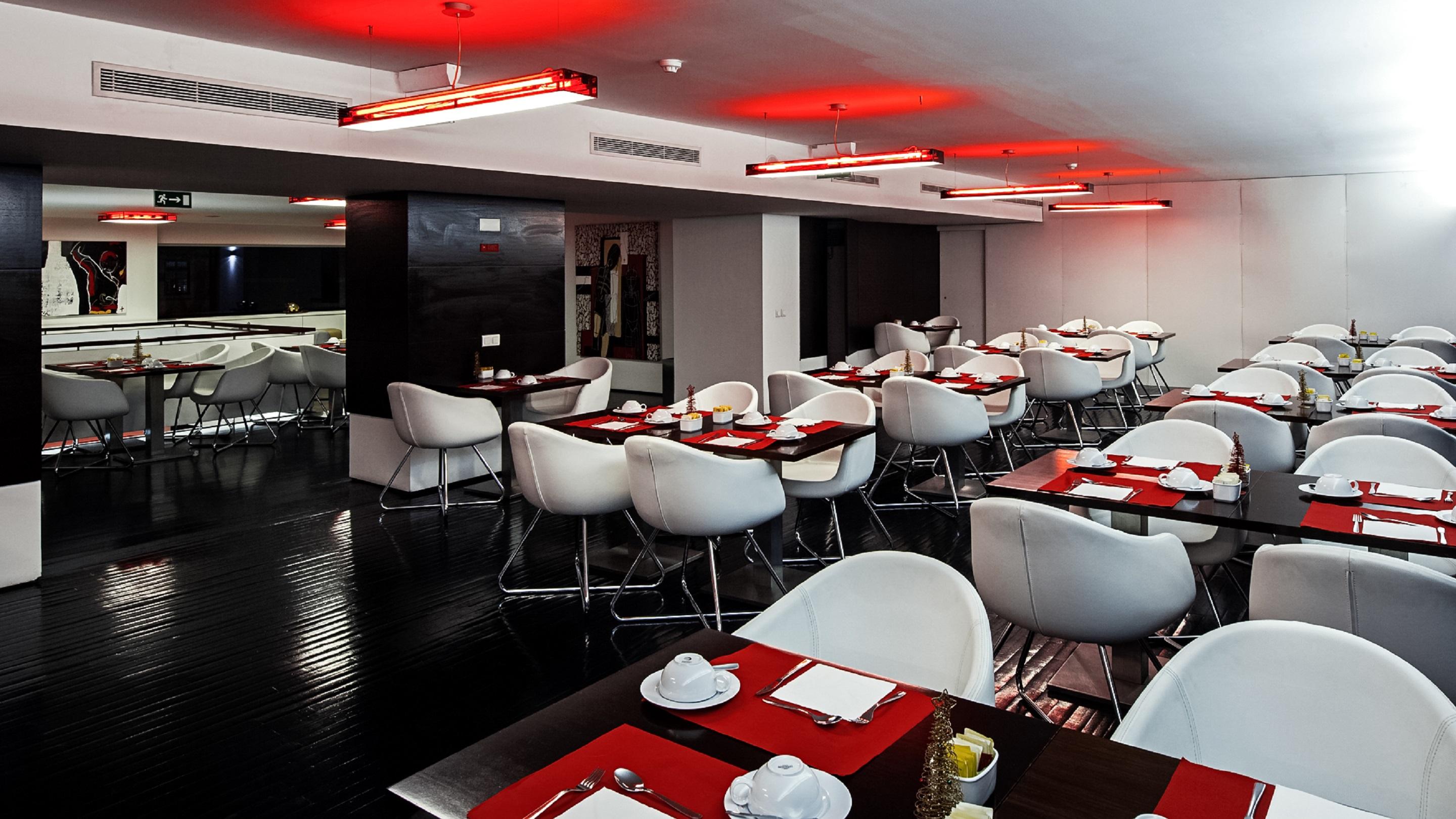 Jeronimos 8 Hotel 4*