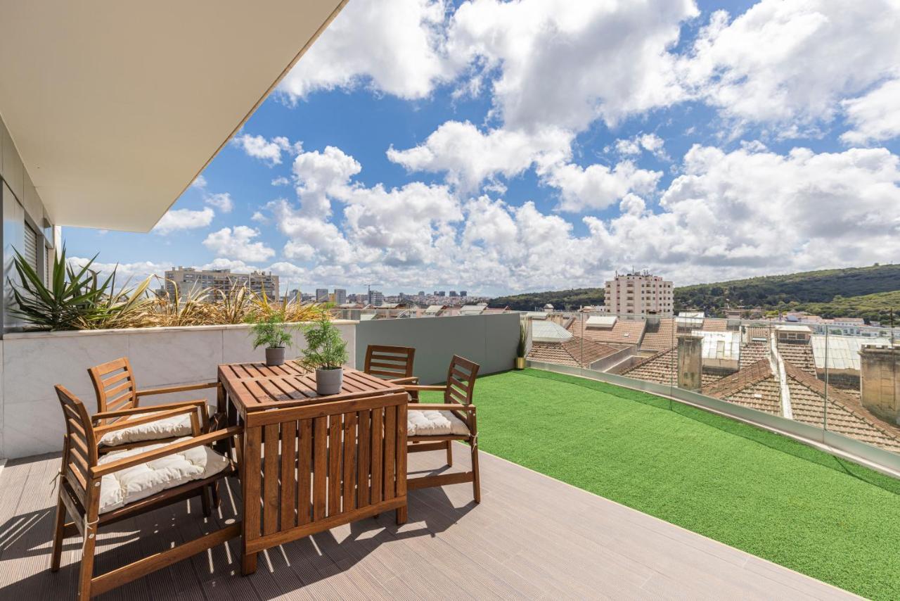 Fabulous Terrace Over Monsanto By Innkeeper Lisboa