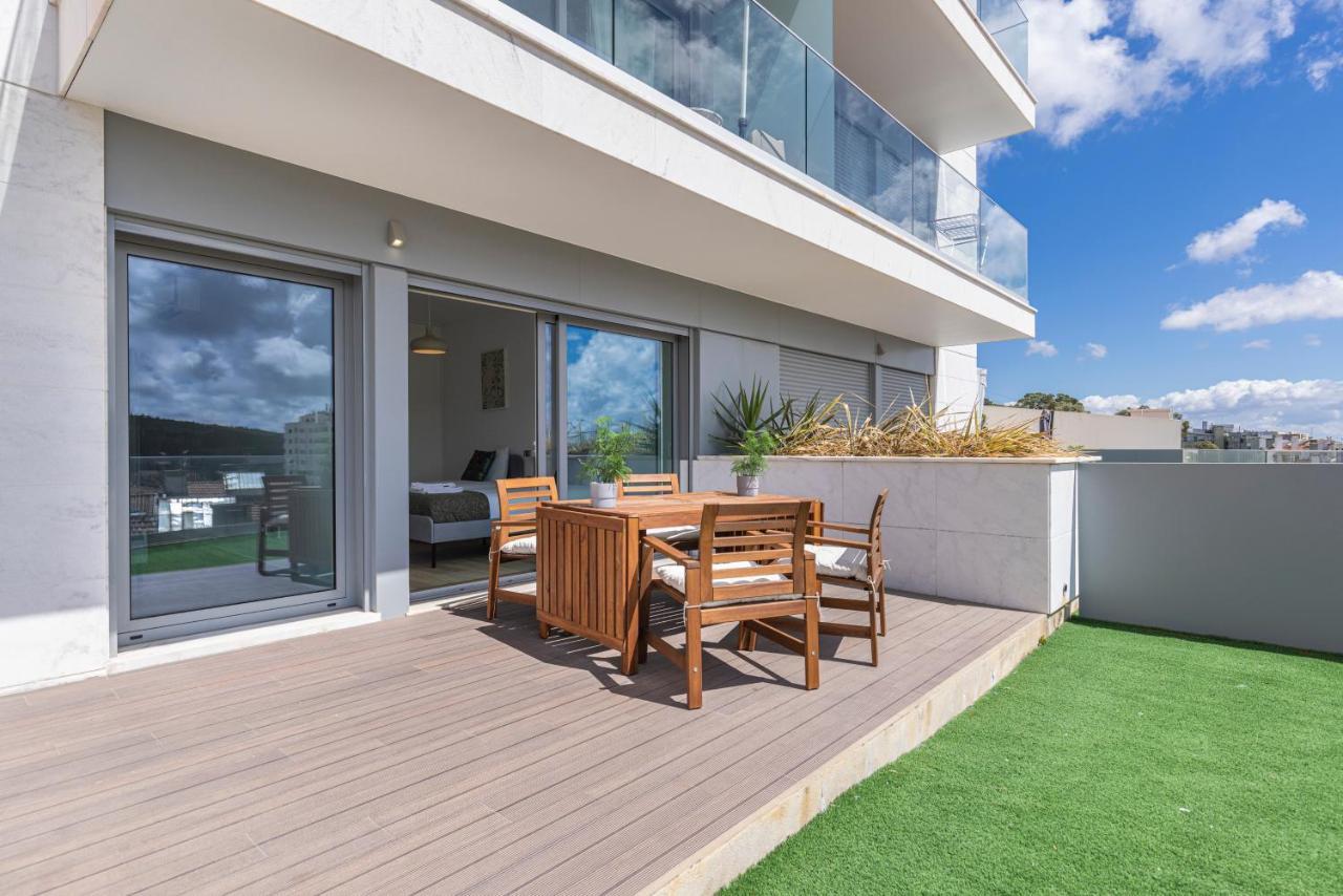 Fabulous Terrace Over Monsanto By Innkeeper * Lisboa