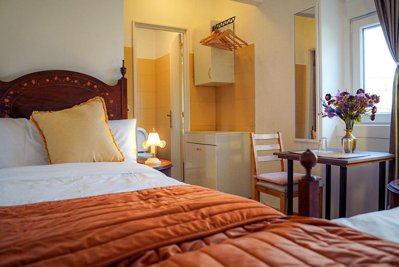 Pensión Residencial Airside Palace *