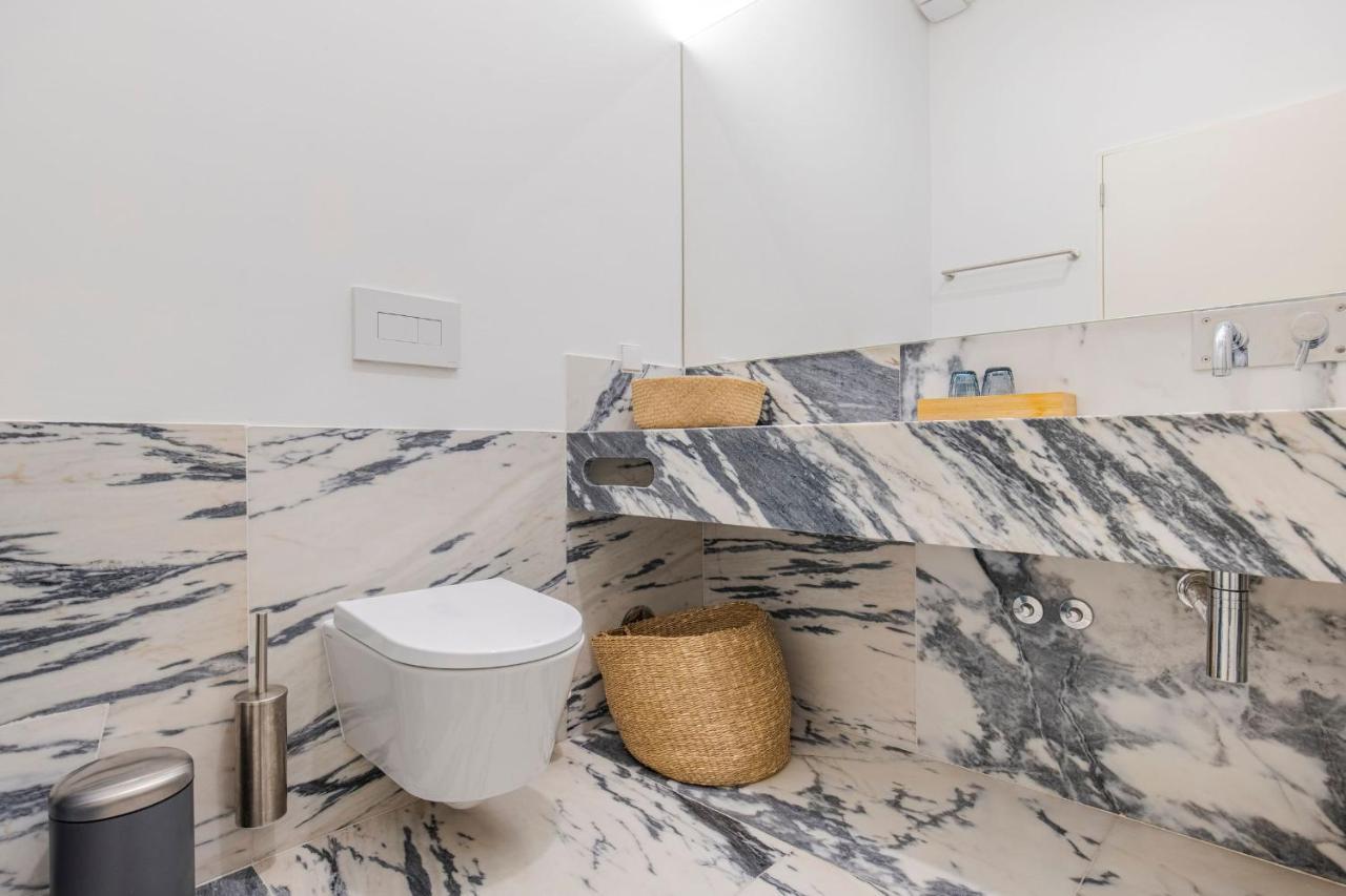 Modern Rustic Flat In Santos By Lovelystay * Lisboa