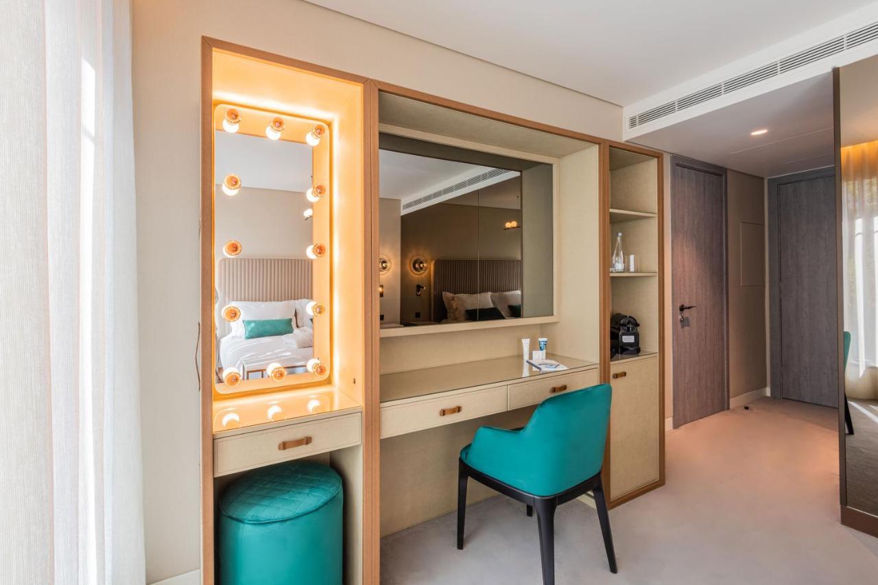 Luster Lisbon