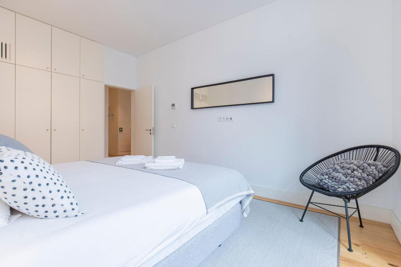 Modern Rustic Flat In Santos By Lovelystay * Lisboa