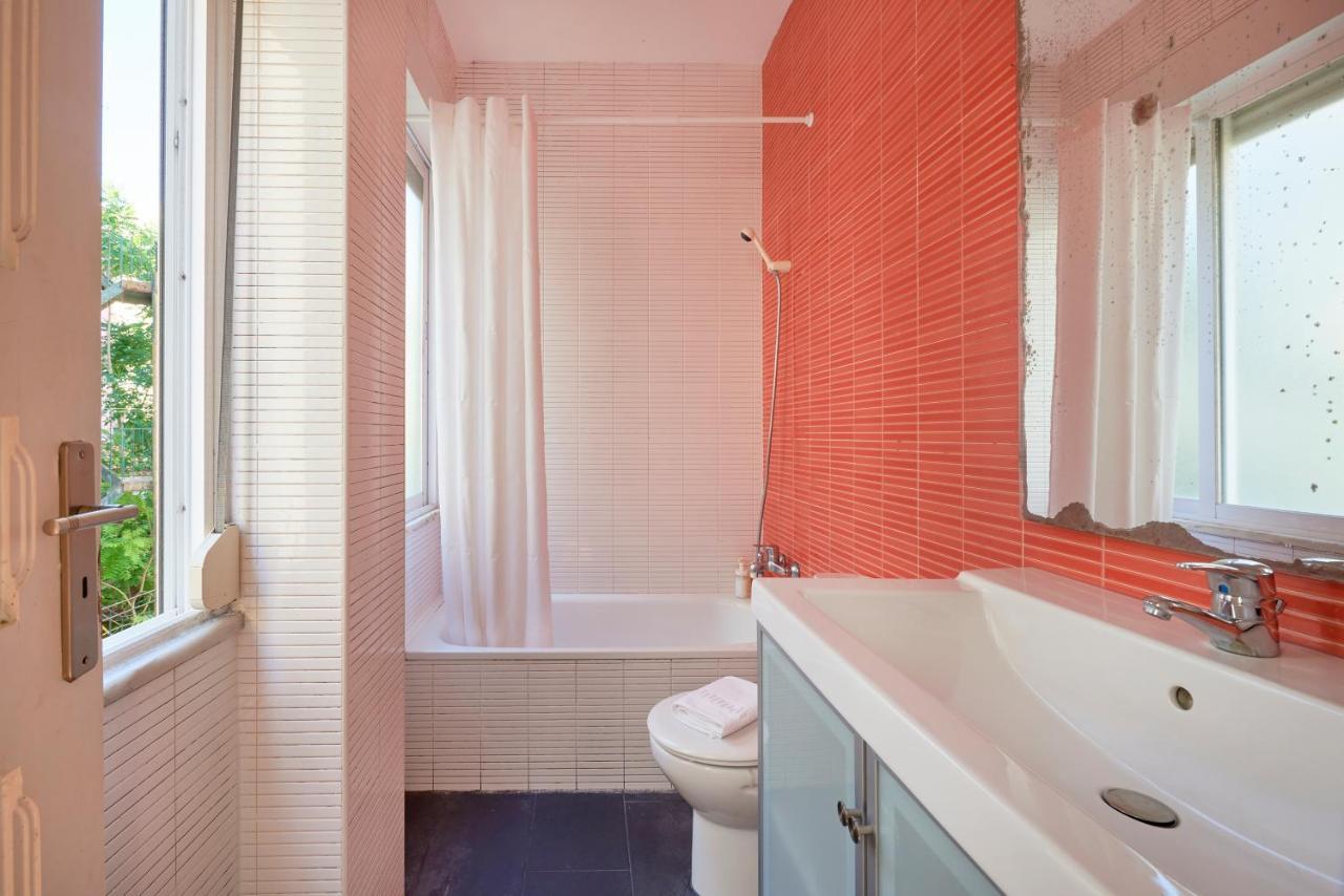 Renovated Spacious Baixa Apartment, By Timecooler Apartamento *