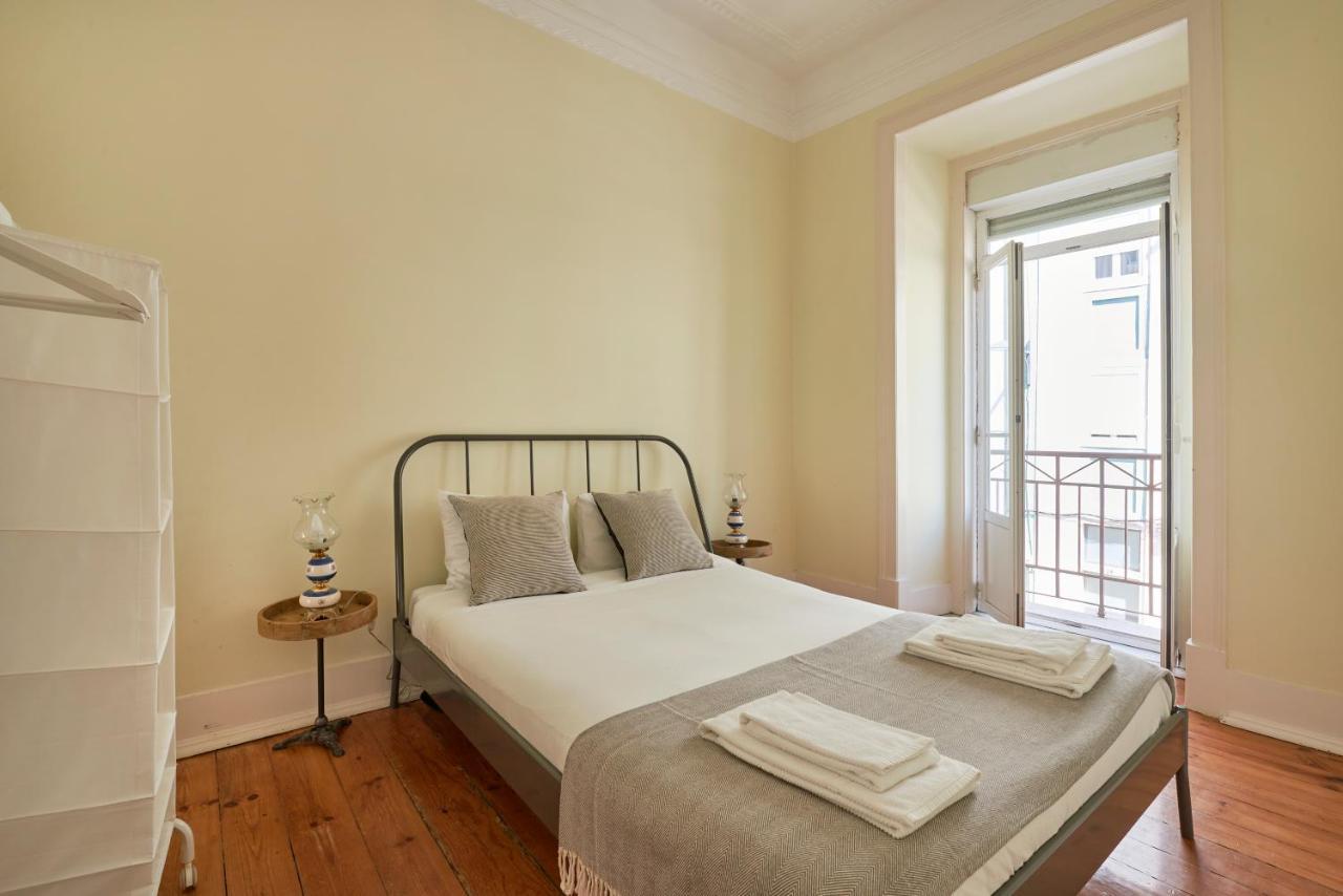 Renovated Spacious Baixa Apartment, By Timecooler *