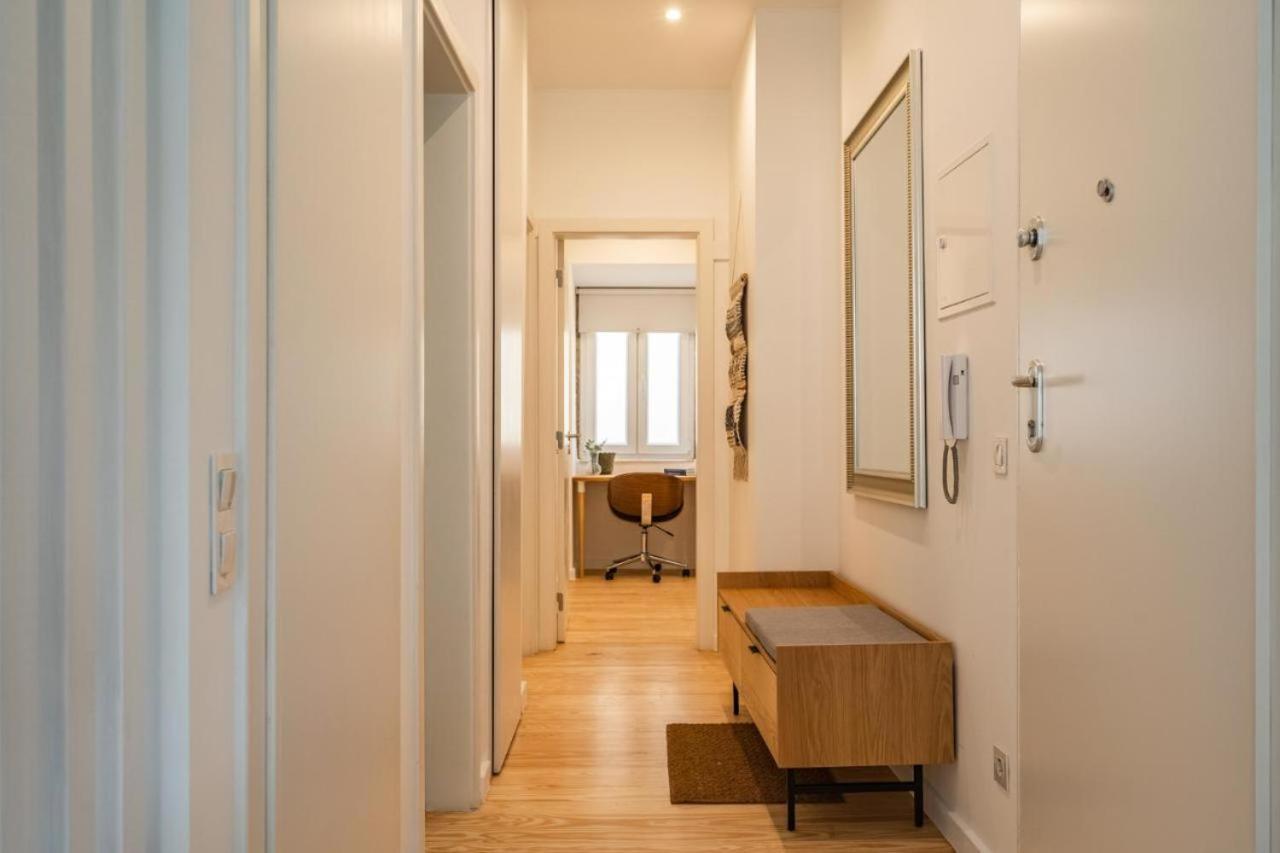 Whome Chic 2-bed Near Santos & Alcantara Perfect For Families & Couples Apartamento Lisboa