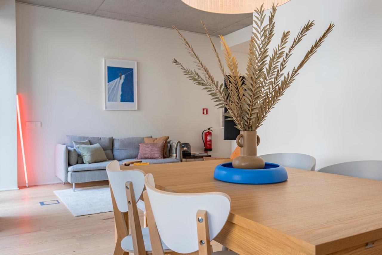 Deluxe 2bdr W/ Patio By Lovelystay Apartamento
