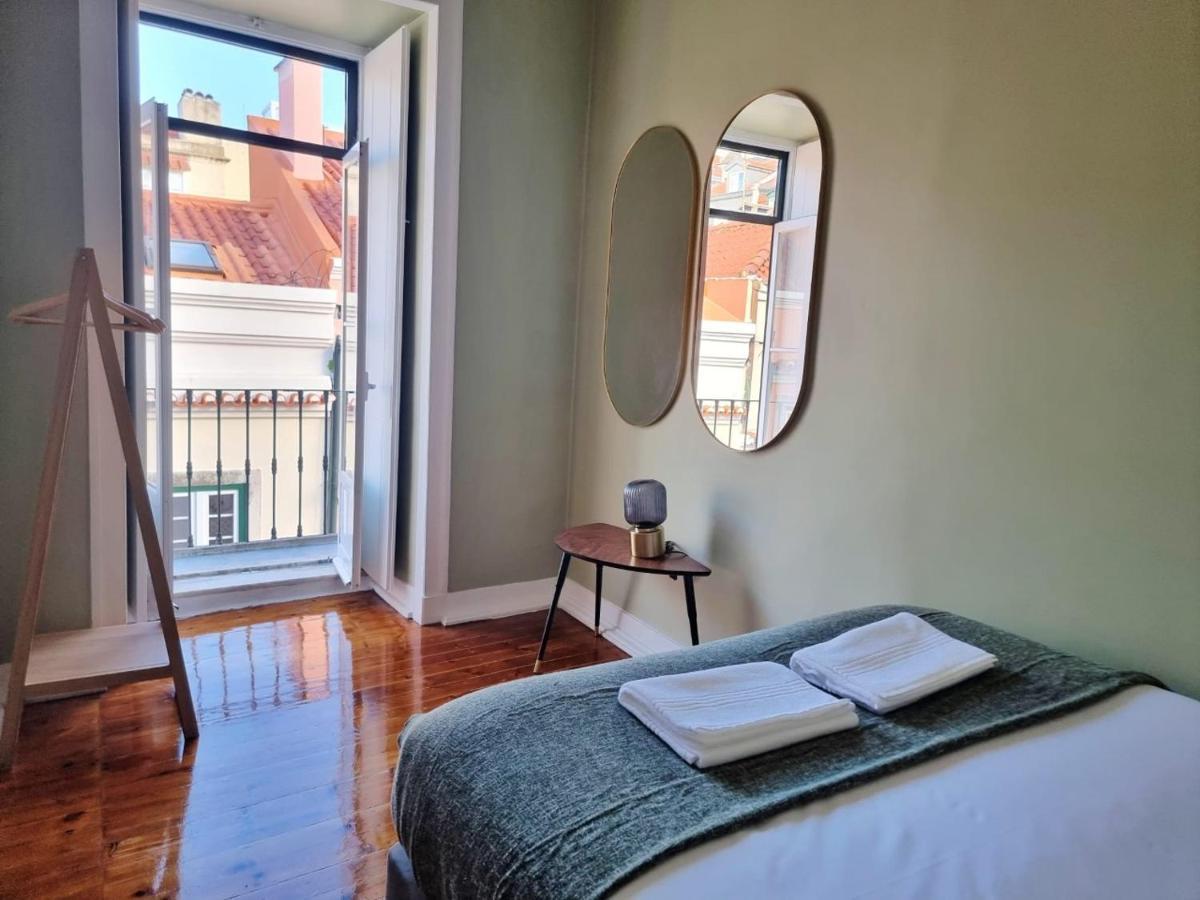 3 Bedroom Apt, Historical Center, Tagus River View Apartment *