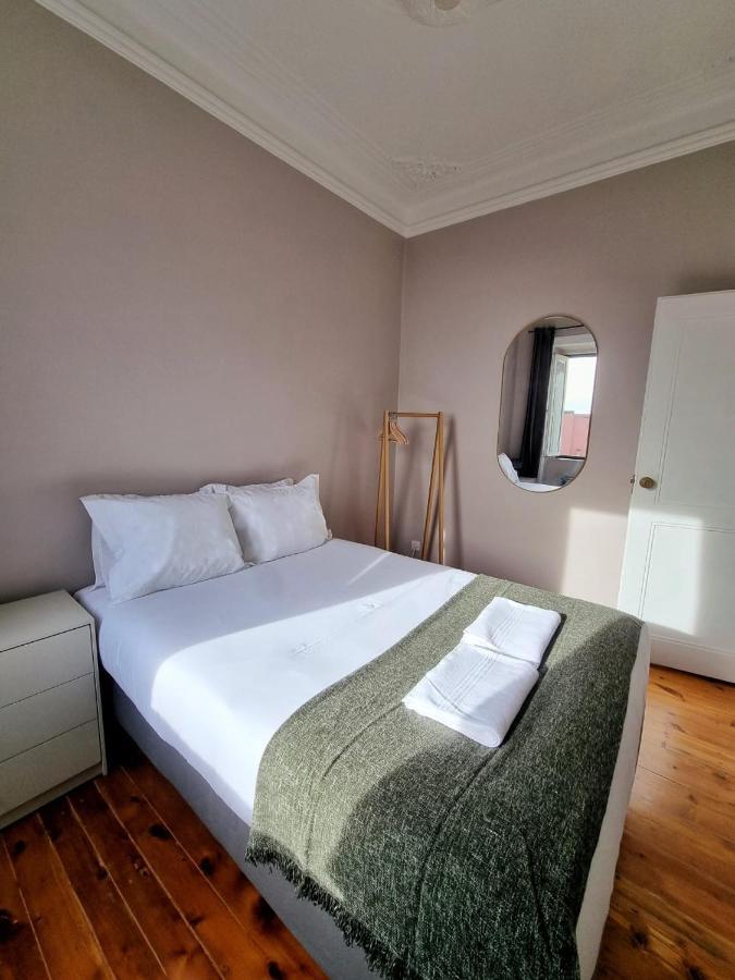Apartment 3 Bedroom Apt, Historical Center, Tagus River View