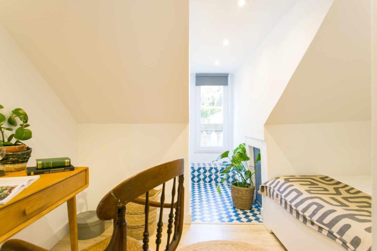 Cozy Blue Attic Lx Factory 1 De Maio Apartamento Lisboa
