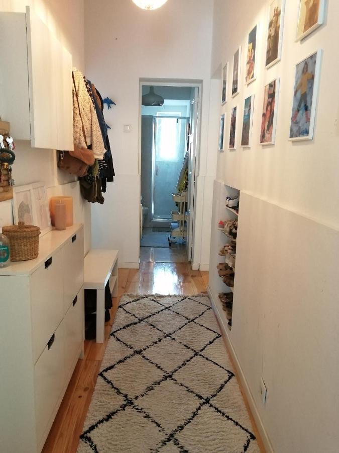 Encantador Com Patio Lisboa