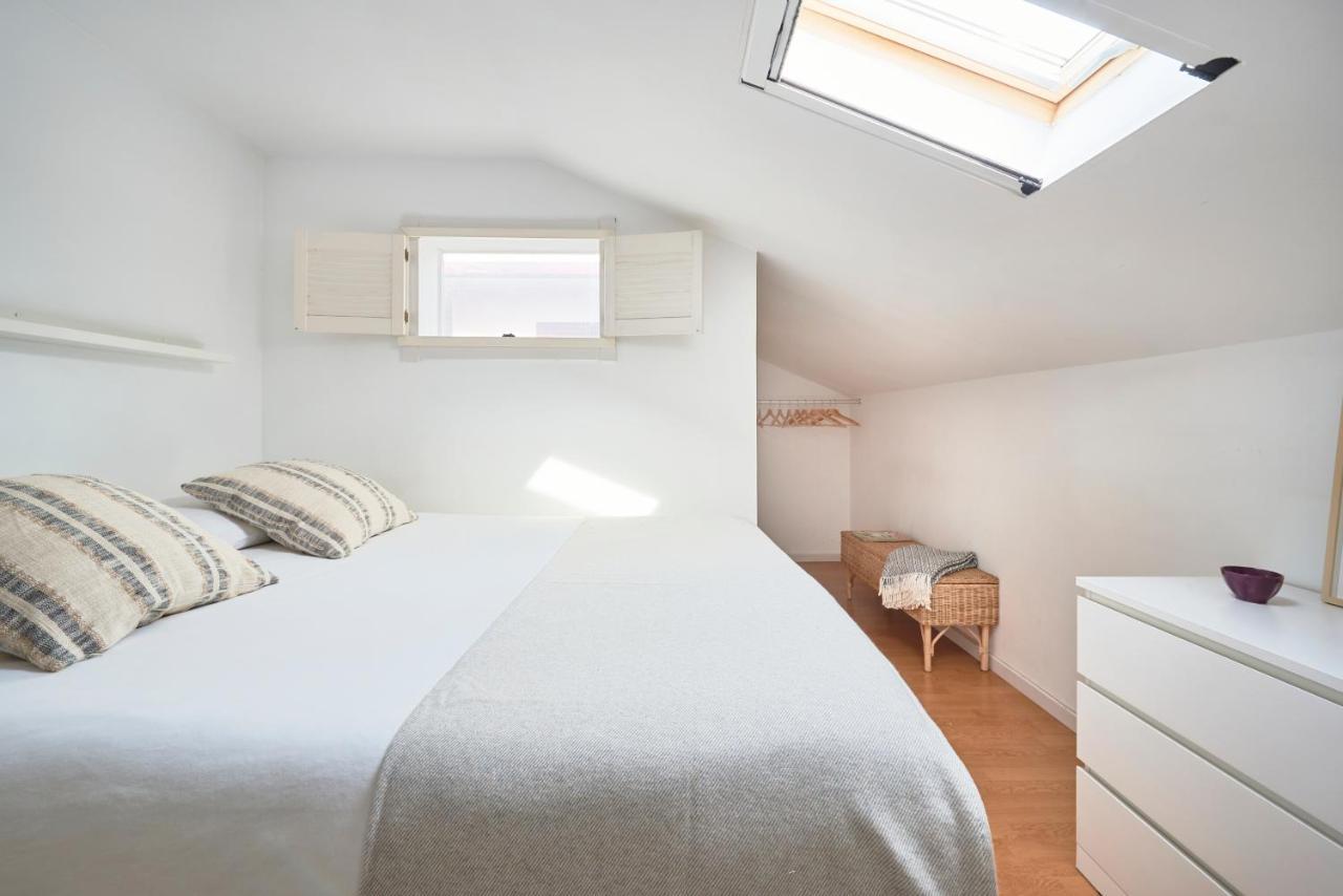 Bright W Balcony, Ac, Parking, By Timecooler Apartamento