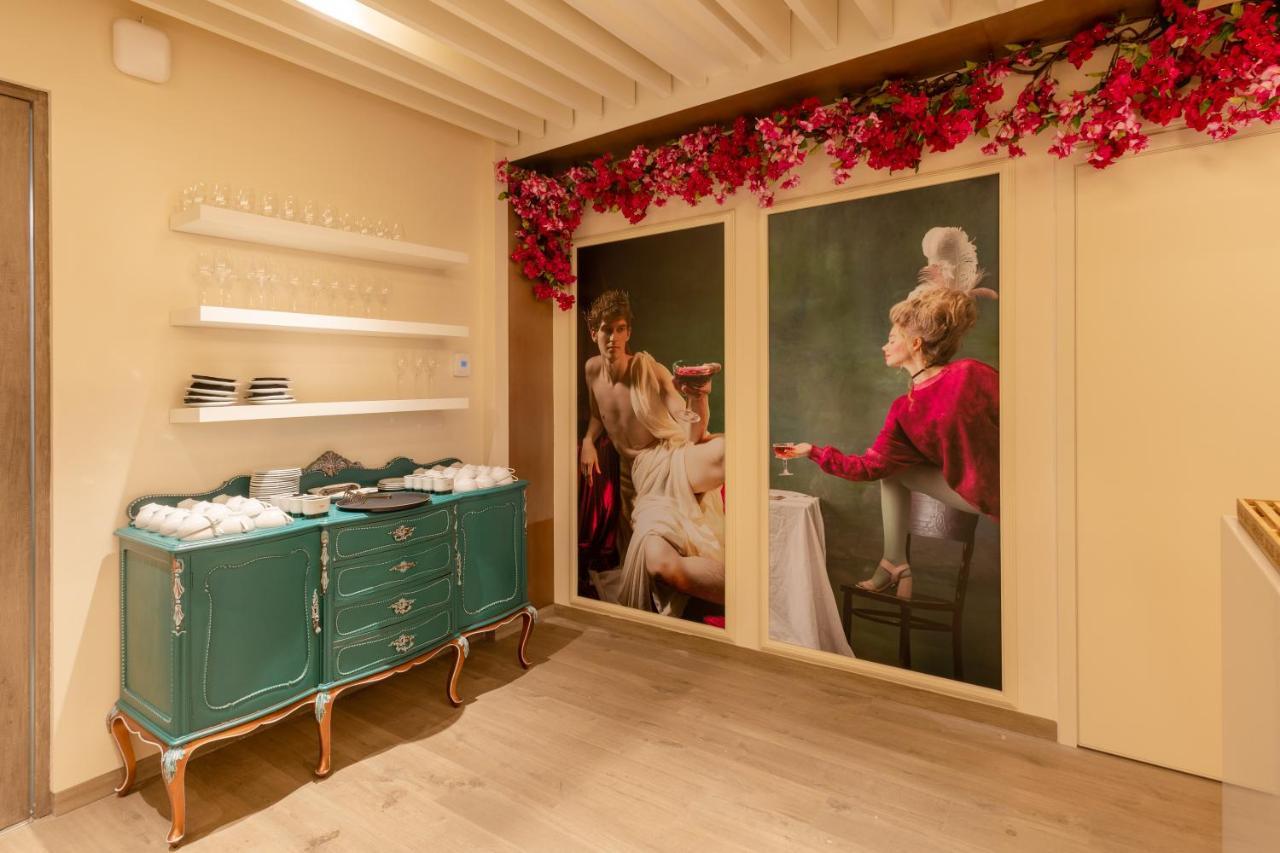 Hotel Luster