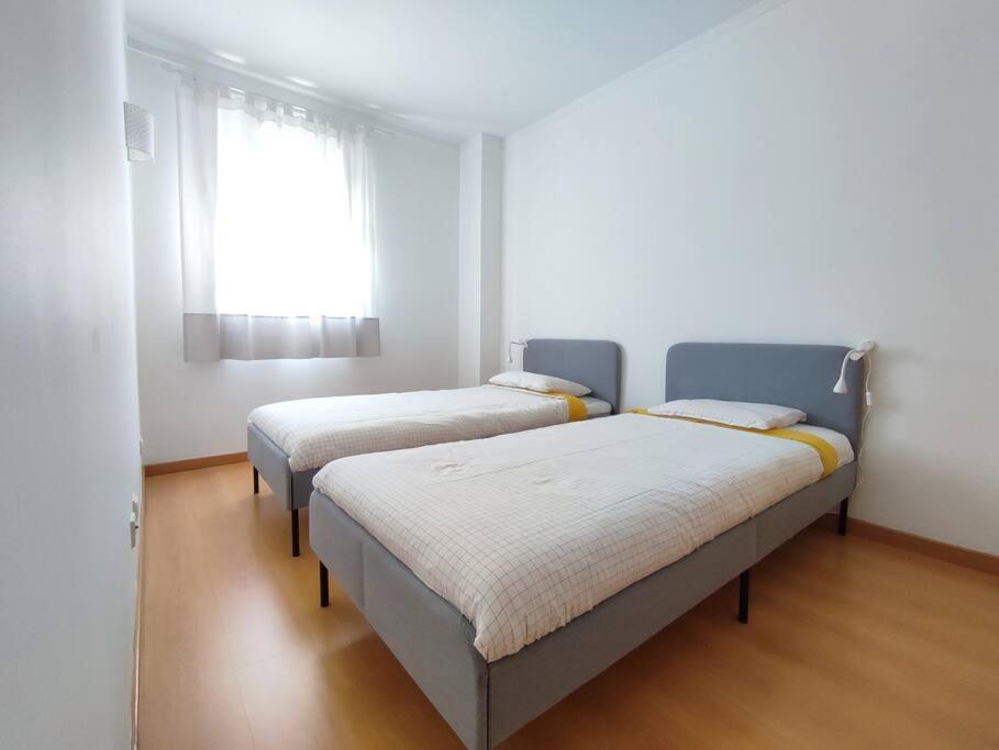 Near Airport & Citycenter Free Parking Lisboa