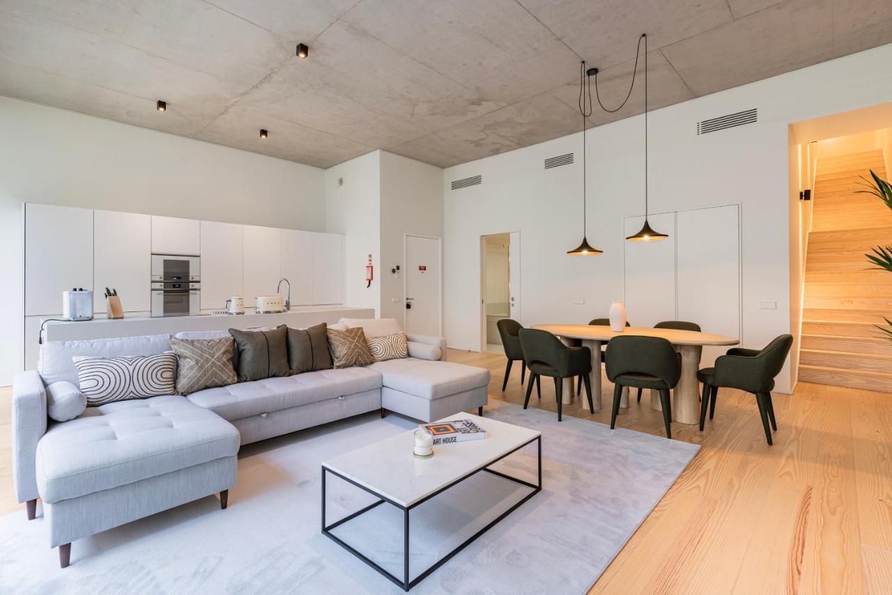 Apartamento Hidden Pearl W/ Patio & Pool By Lovelystay Lisboa