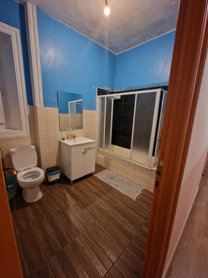 Local Private Hostal Lisboa