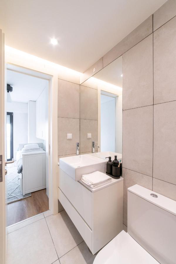 Lusiadas 53 2ºd - Beautiful Two-bedroom