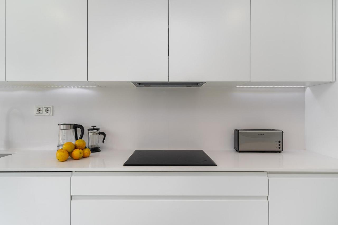 Whome Urban Retreat W/parking, Elevator & Ac By Benfica Stadium Lisboa