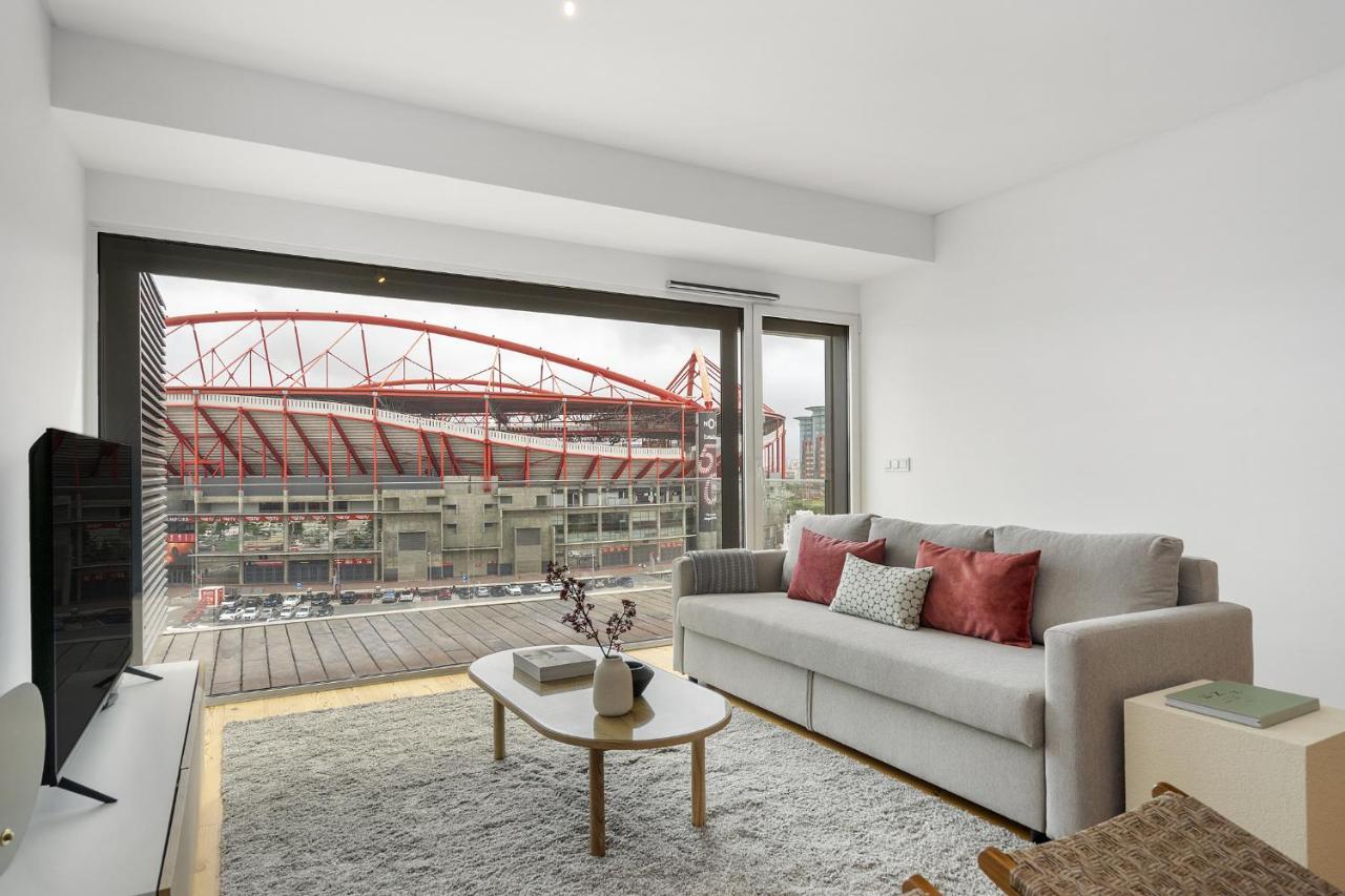 Whome Urban Retreat W/parking, Elevator & Ac By Benfica Stadium *