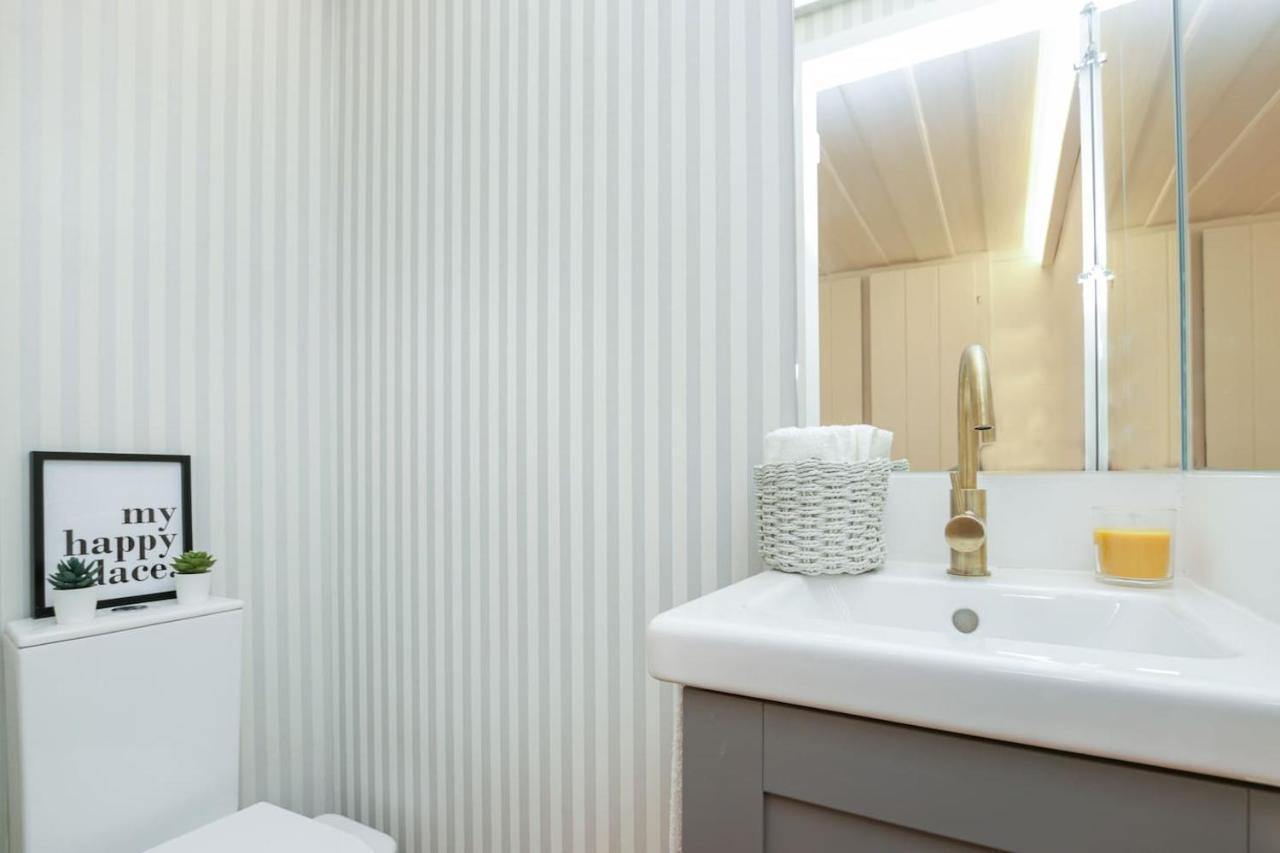 Golden Cage Chiado - Charm Historic And Cozy Apartamento Lisboa