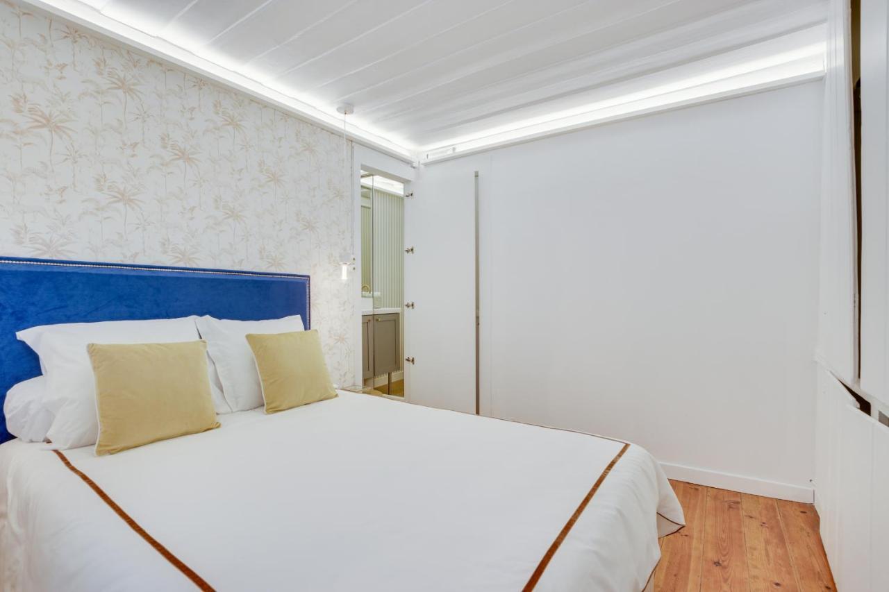 Golden Cage Chiado - Charm Historic And Cozy Apartamento Lisboa