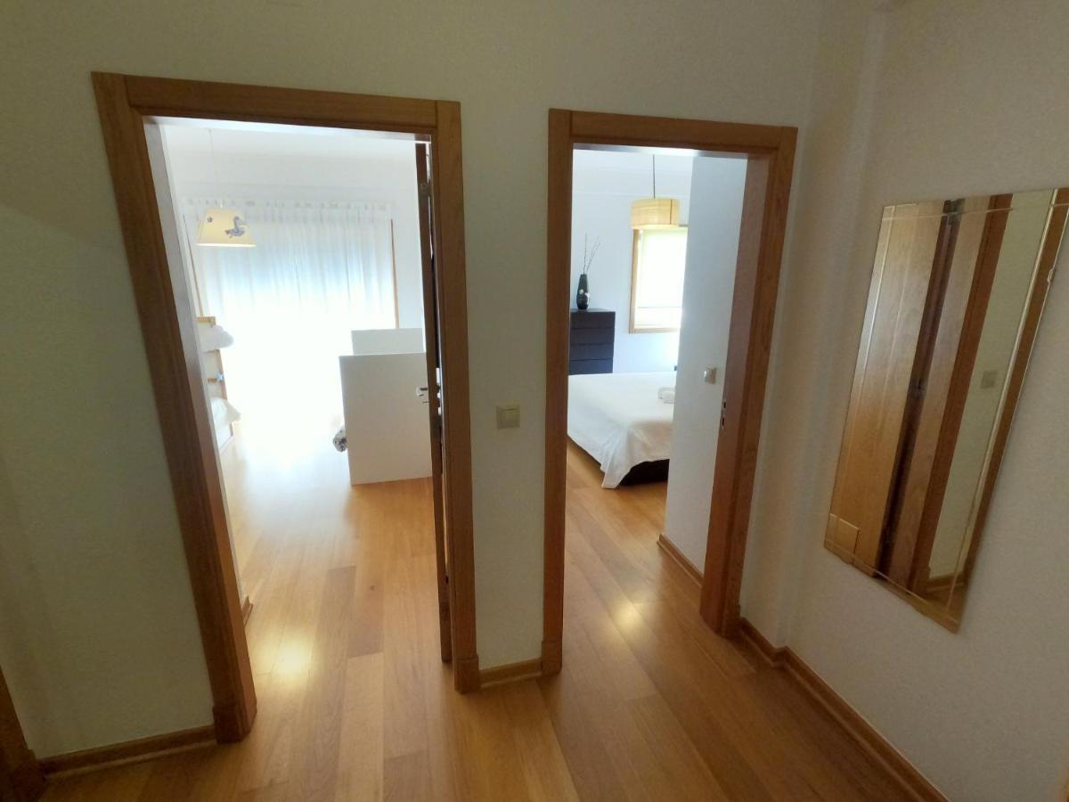 Lisbon, Modern T2 In Parque Nacoes, Apartamento