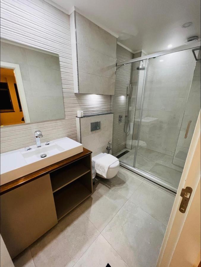 Sociedade Farmaceutica Homestay Lisbon