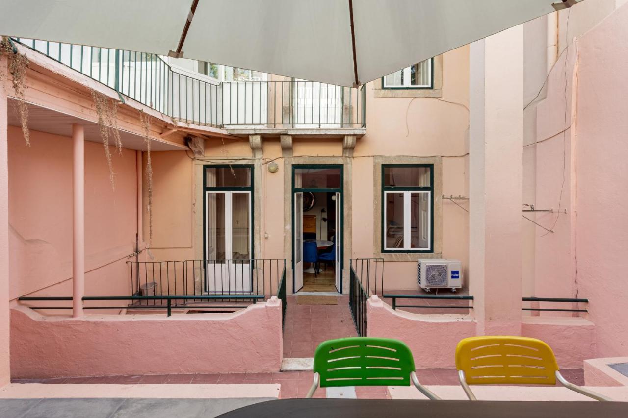 Joivy Exquisite With Patio In Graca Apartamento