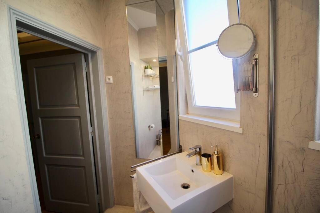 Madalena Views - Stylish & Luxury @ Baixa Apartamento