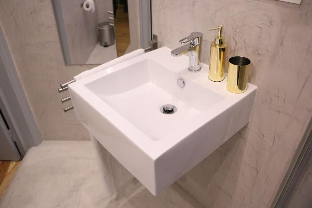 Apartamento Madalena Views - Stylish & Luxury @ Baixa Lisboa