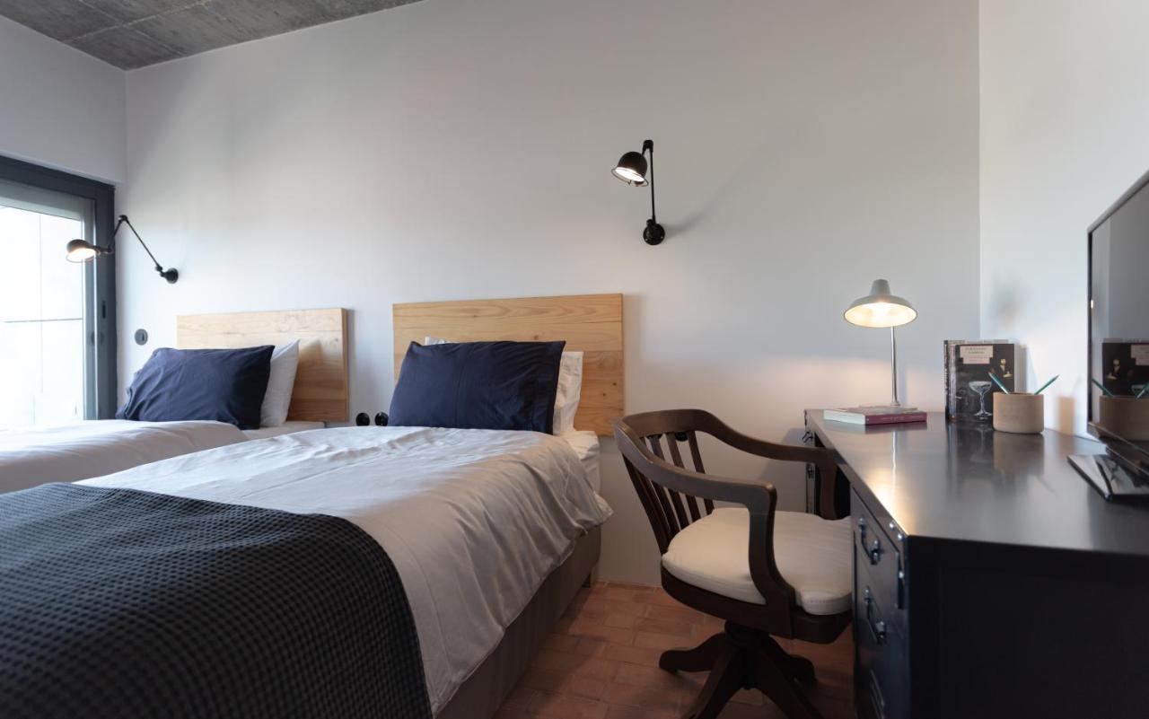 Columbano - Boutique Ensuites, Cokitchen & Parking Pensión *