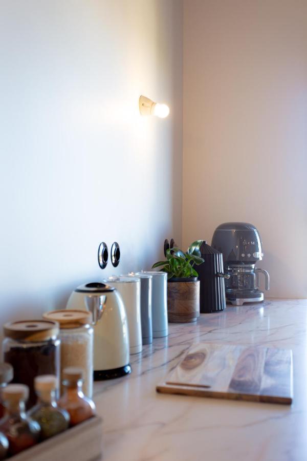Columbano - Boutique Ensuites, Cokitchen & Parking Pensión