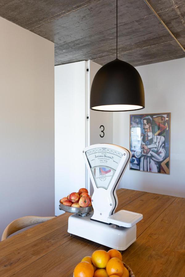 Columbano - Boutique Ensuites, Cokitchen & Parking Pensión
