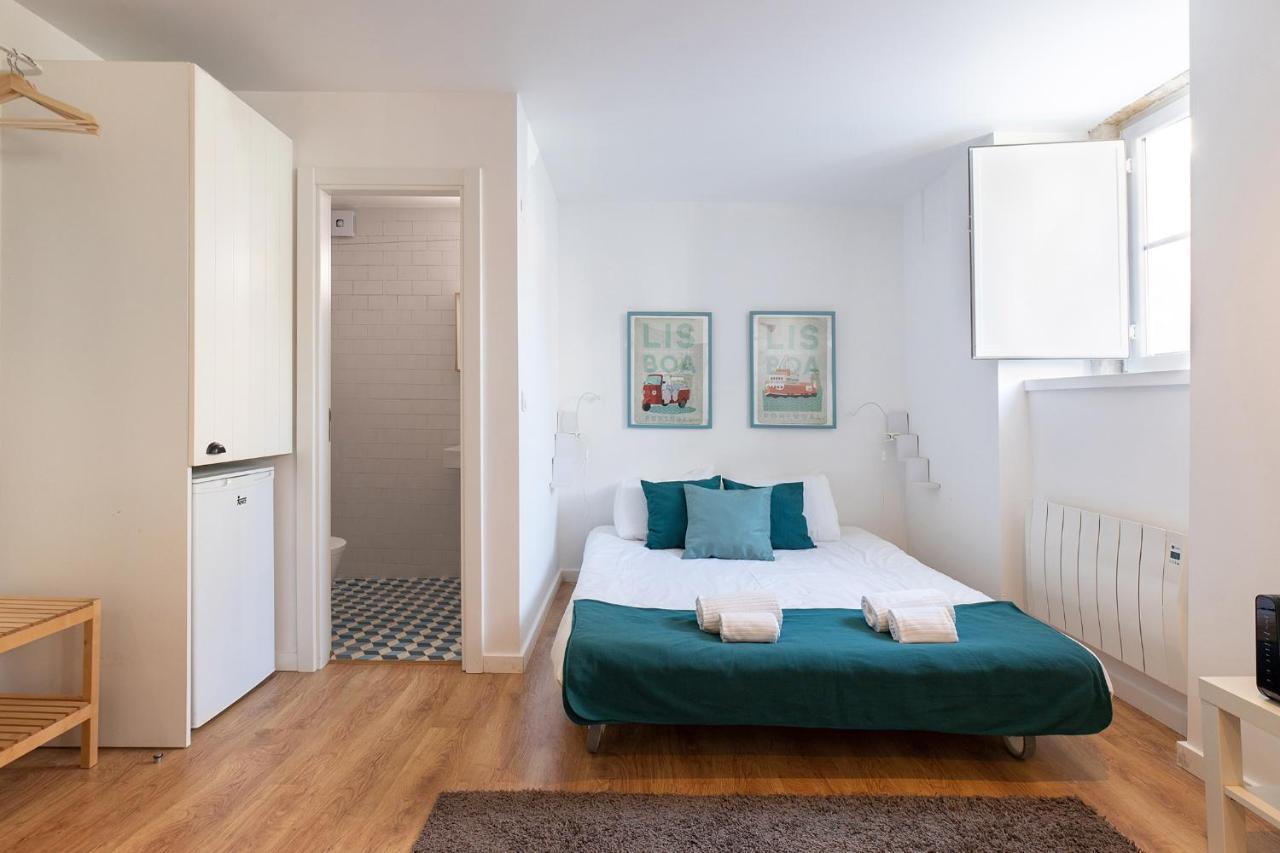 Classic Homes: Bright & In Belem *