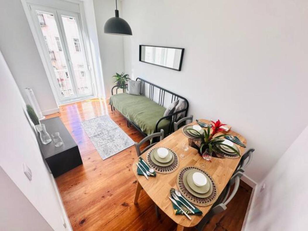 Large Flat Up 8pp Apartamento *