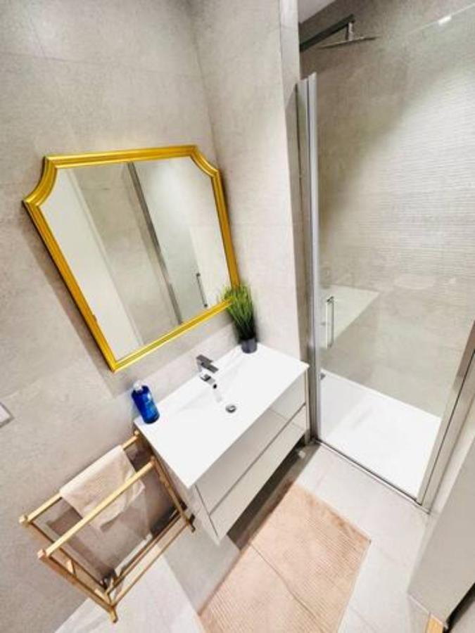 Apartamento Large Flat Up 8pp