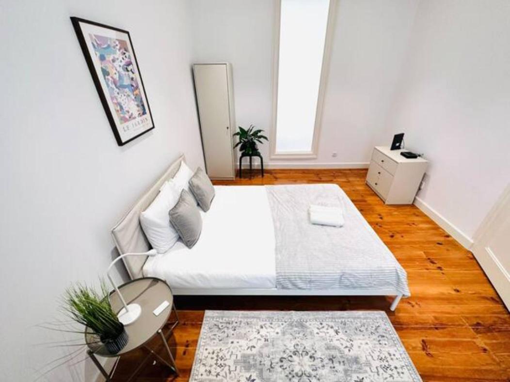 Large Flat Up 8pp Apartamento