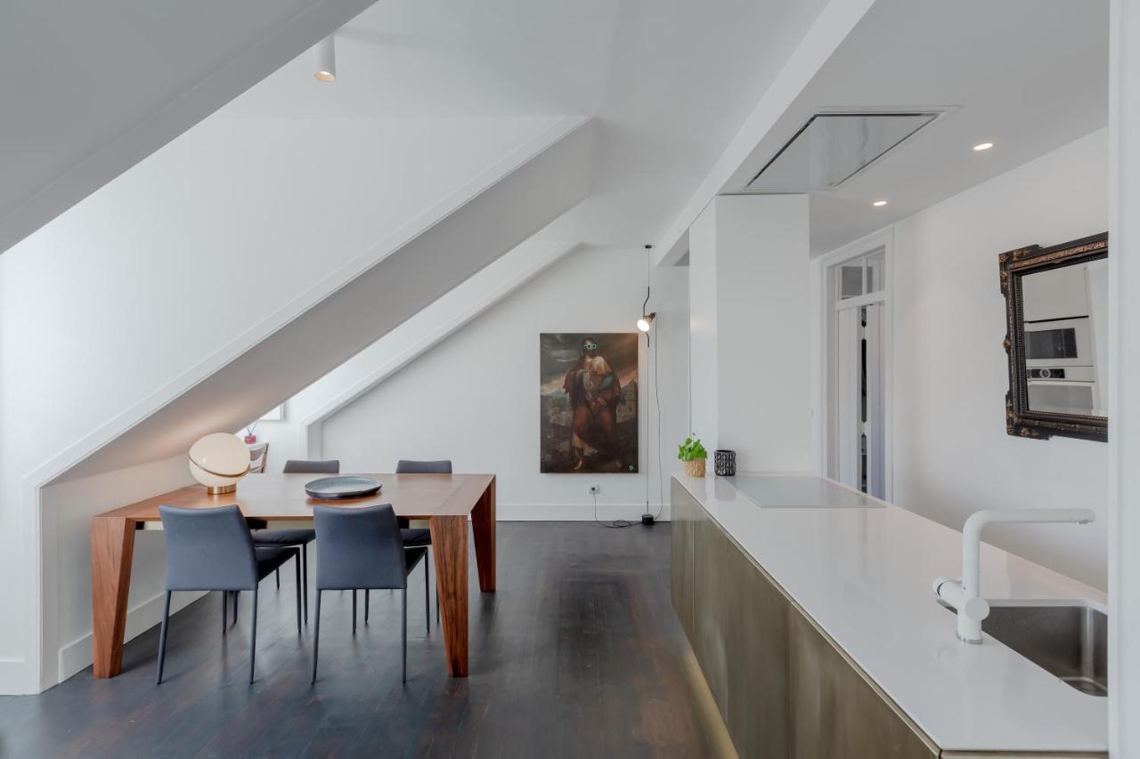 Principe Real Charming Garden View Flat At The Heart Of Lisboa
