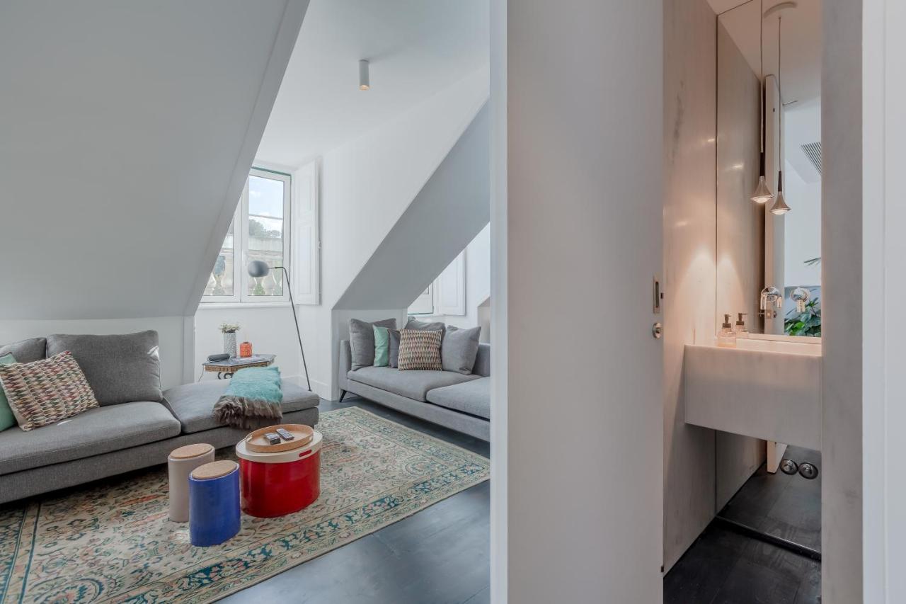 Principe Real Charming Garden View Flat At The Heart Of Lisboa