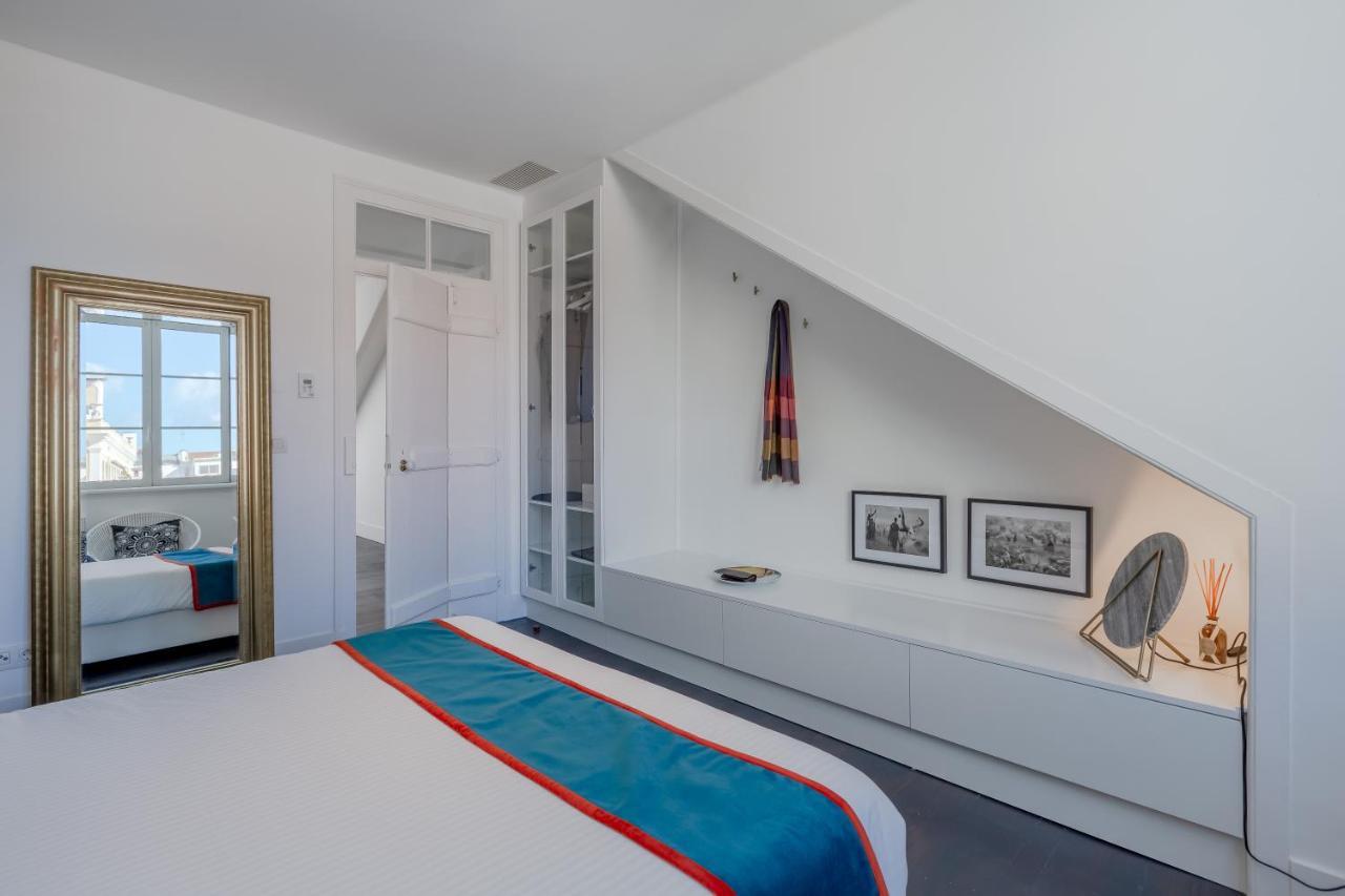 Principe Real Charming Garden View Flat At The Heart Of Apartamento Lisboa