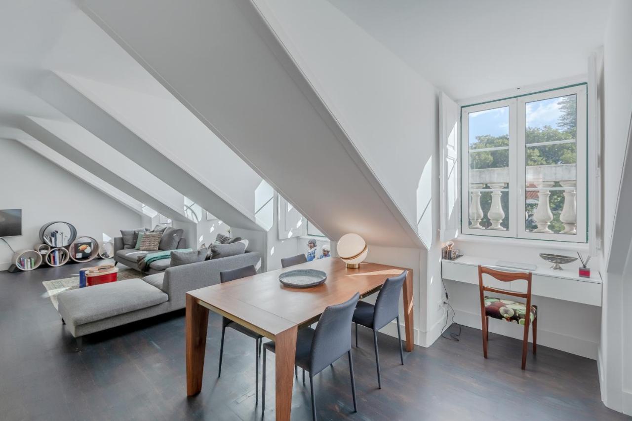 Principe Real Charming Garden View Flat At The Heart Of Apartamento