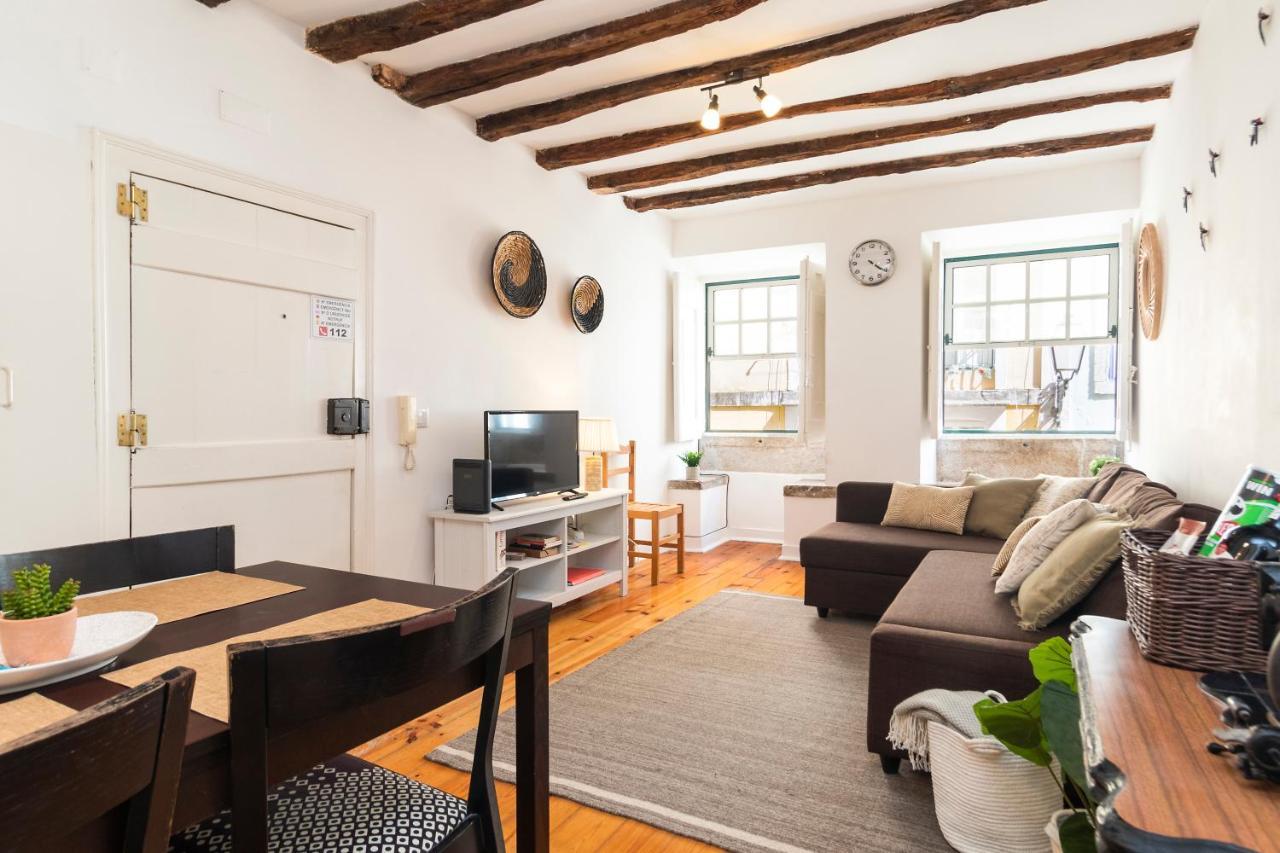 Alfama Patio Apartamento *