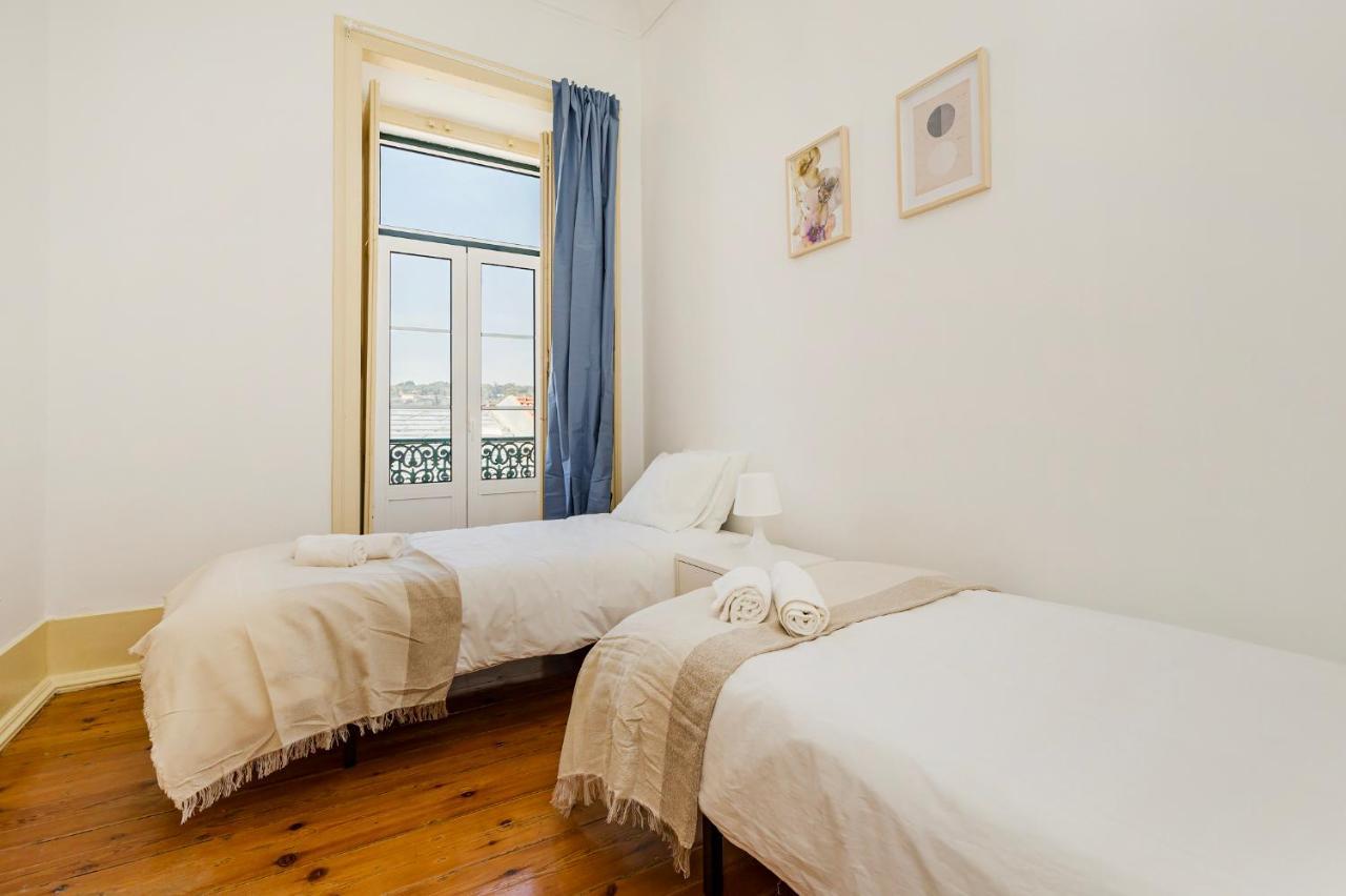 4br - Excellent Location - New Mattresses! Lisboa