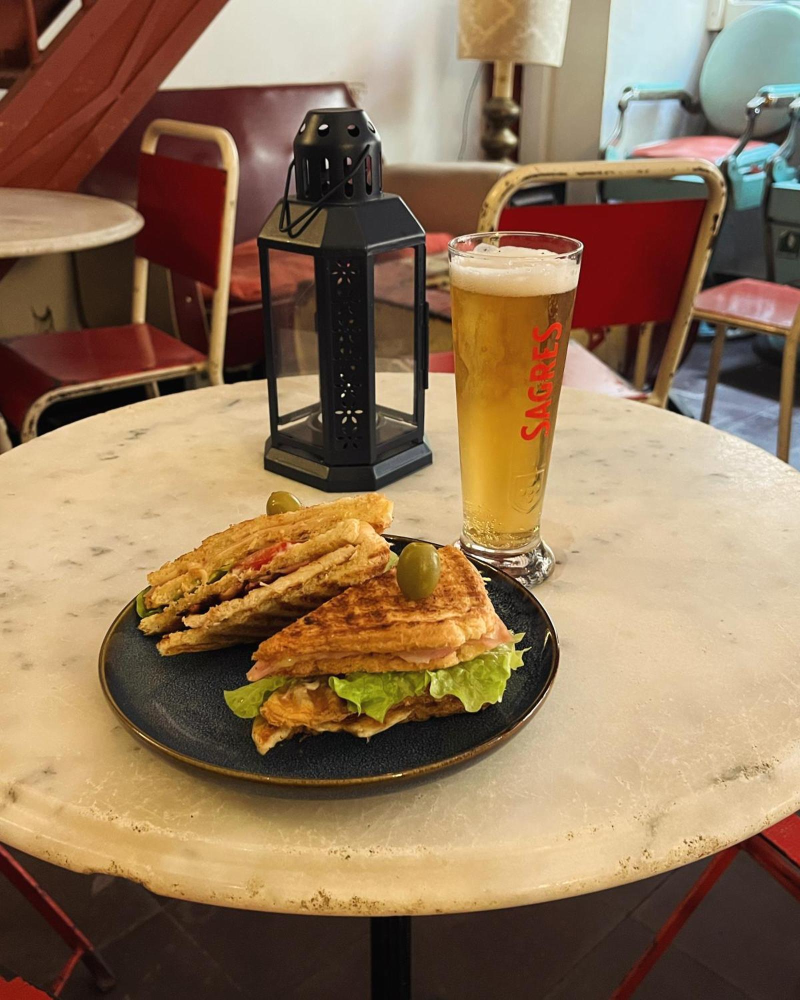 Alface Hall & Bar Lisboa