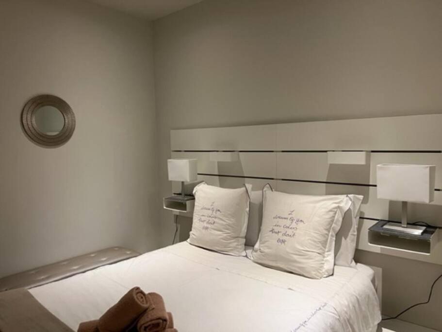 Cosy And Renewed T2 In Campolide - 1d * Lisbon