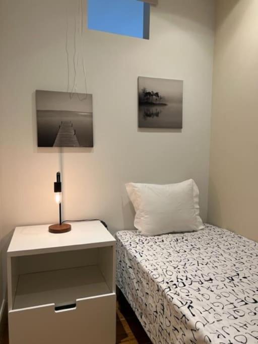 Apartment Cosy And Renewed T2 In Campolide - 1d *