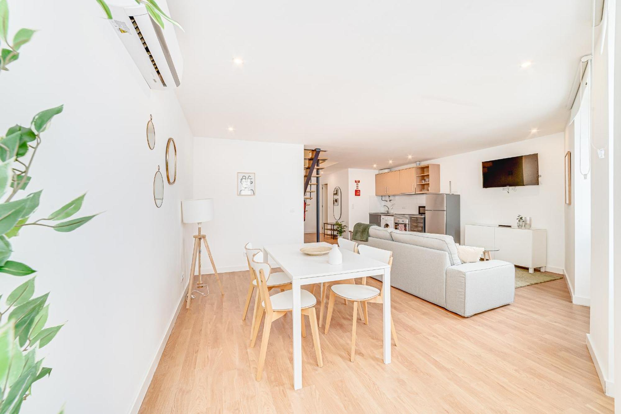 Ajuda Deluxe Apartamento *